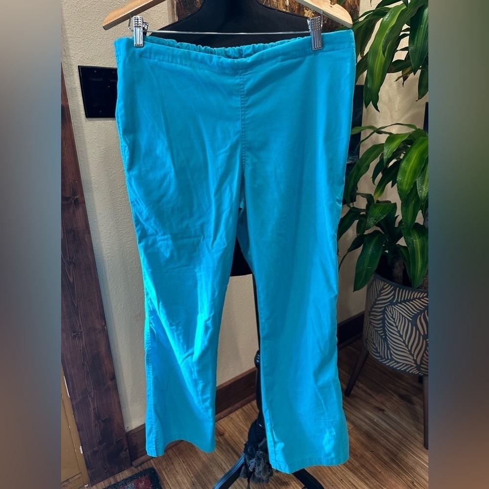 EUC Urbane Scrubs Glacier Relaxed Drawstring Pants Size S.